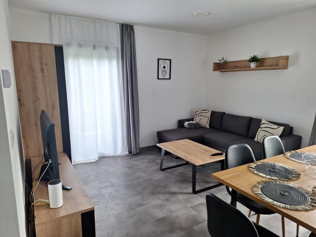 Mb Apartmany Lipno Lipno nad Vltavou Dış mekan fotoğraf